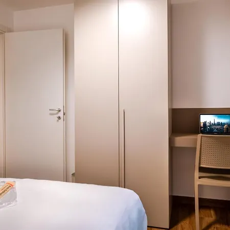 Moderno A Near Policlinico Apartment Bari
